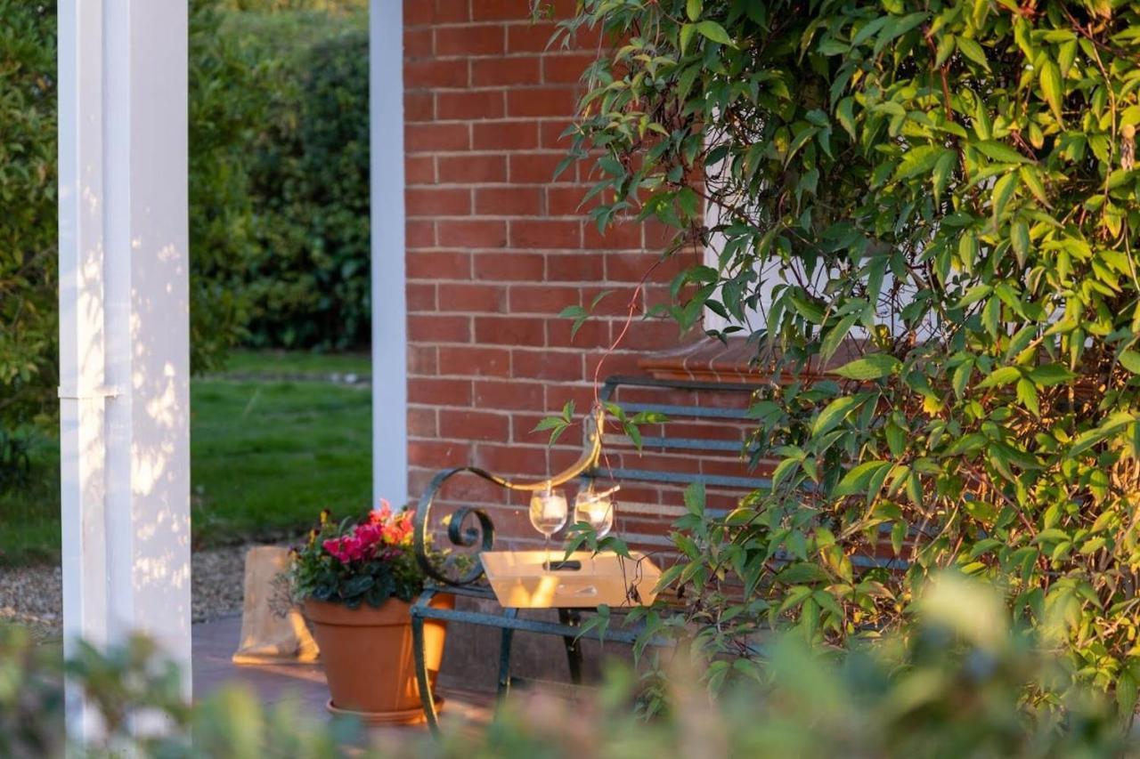 Surrey Lodge ブロッケンハースト エクステリア 写真